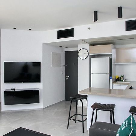 Apartments4You Leonardo 17 Bat Jam Exteriér fotografie